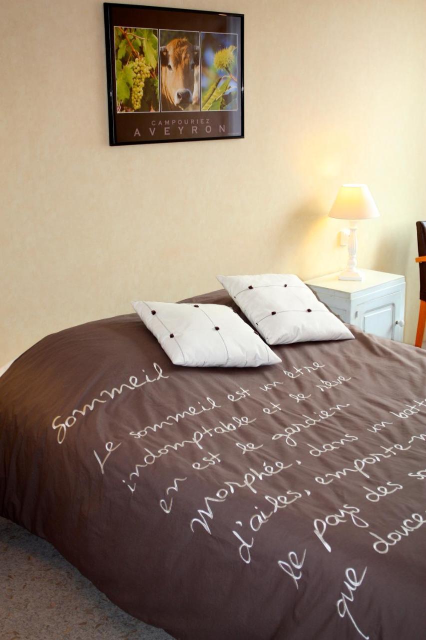Hotel Le Relais Du Coustoubi Campouriez Extérieur photo